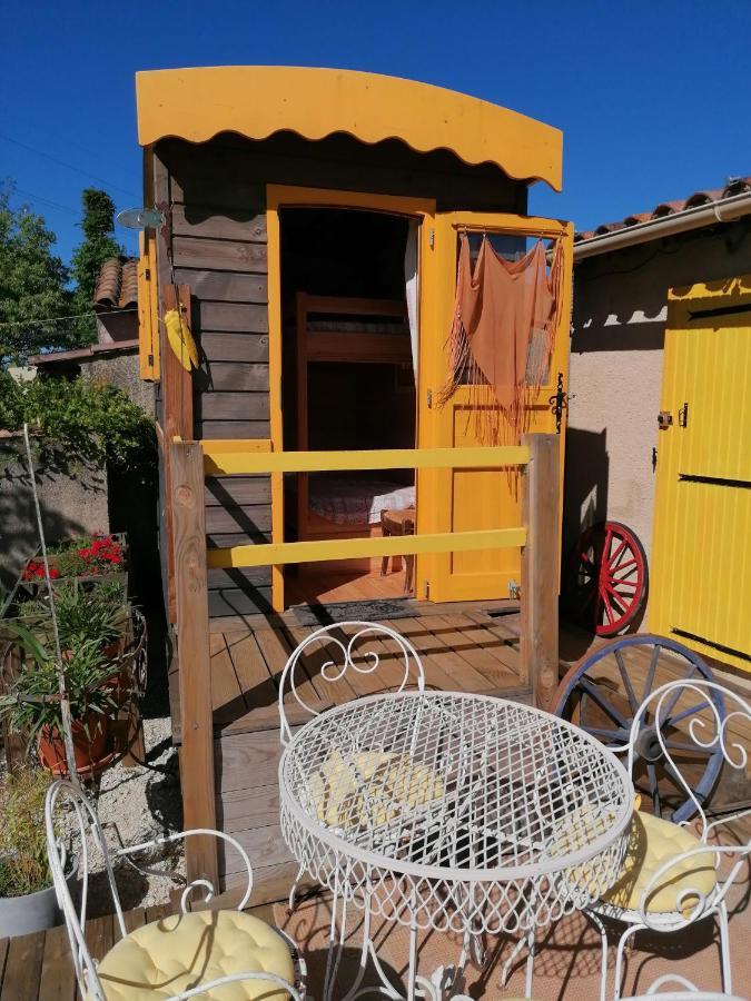 La Fee Viviane Et Michel L'Enchanteur Robion en Luberon Exteriör bild