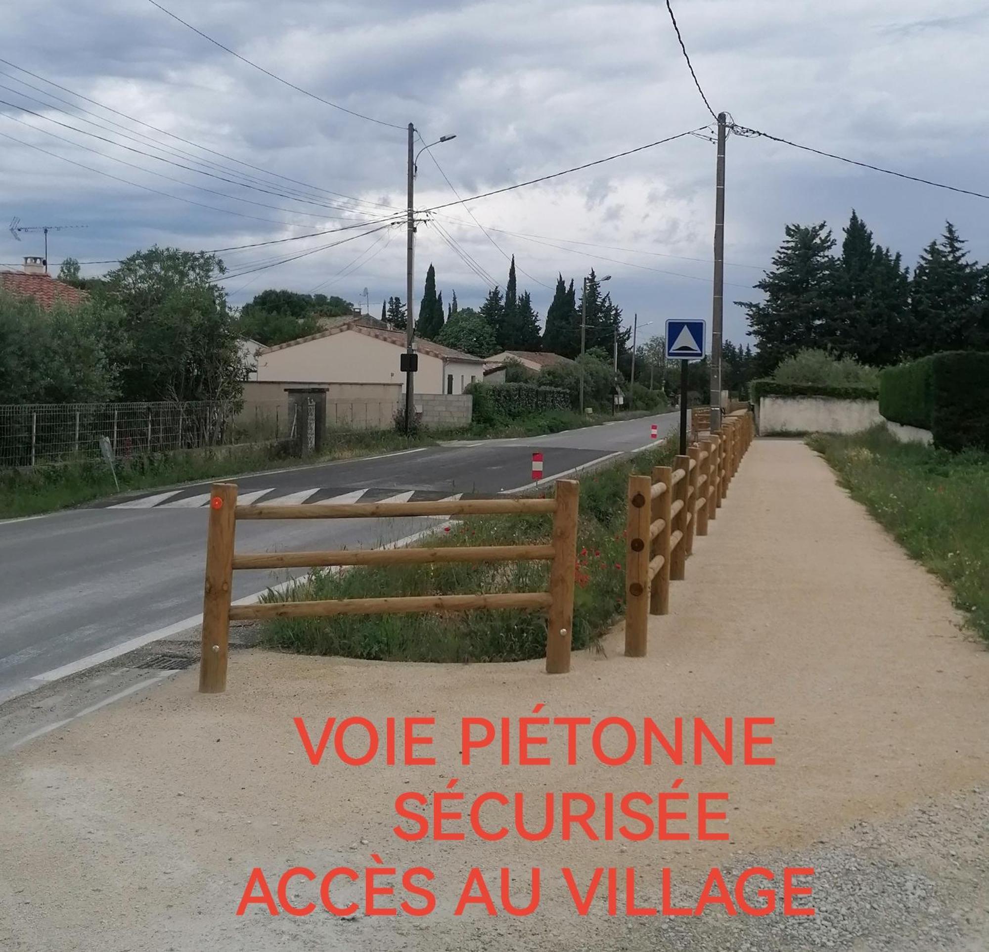 La Fee Viviane Et Michel L'Enchanteur Robion en Luberon Exteriör bild